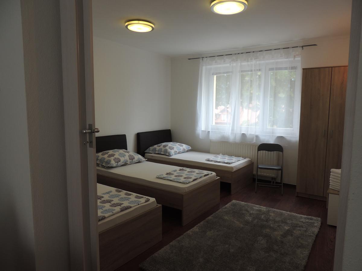 Roses Apartamento Bihać Exterior foto