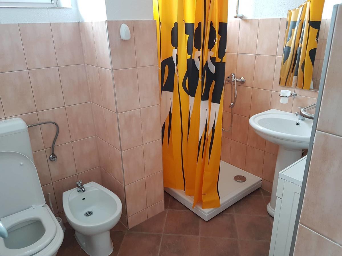 Roses Apartamento Bihać Exterior foto